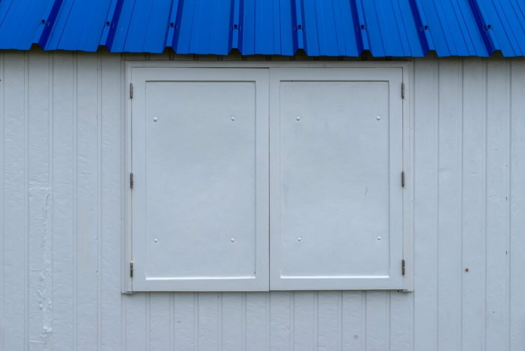BOARDING UP CANTERBURY